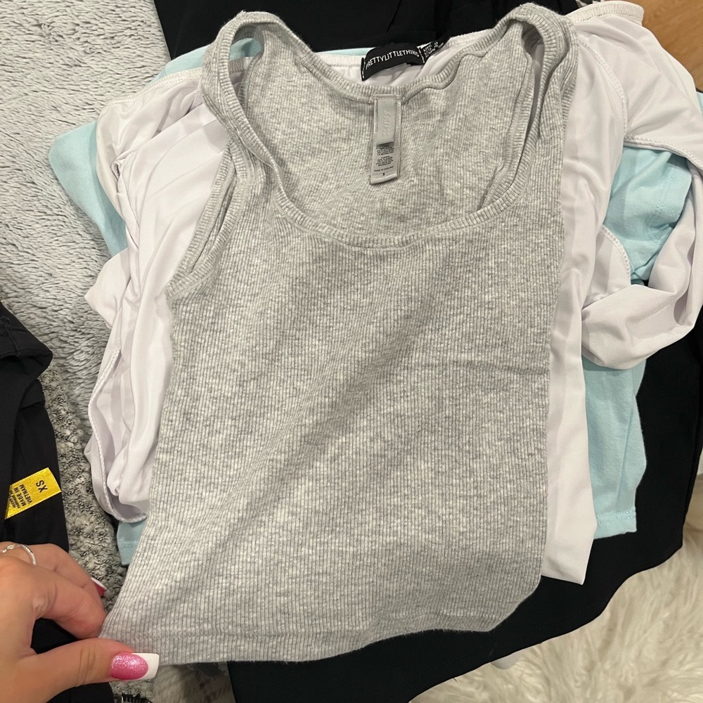 SKIMS LIGHT GRAY RIBBED TANKTOP
